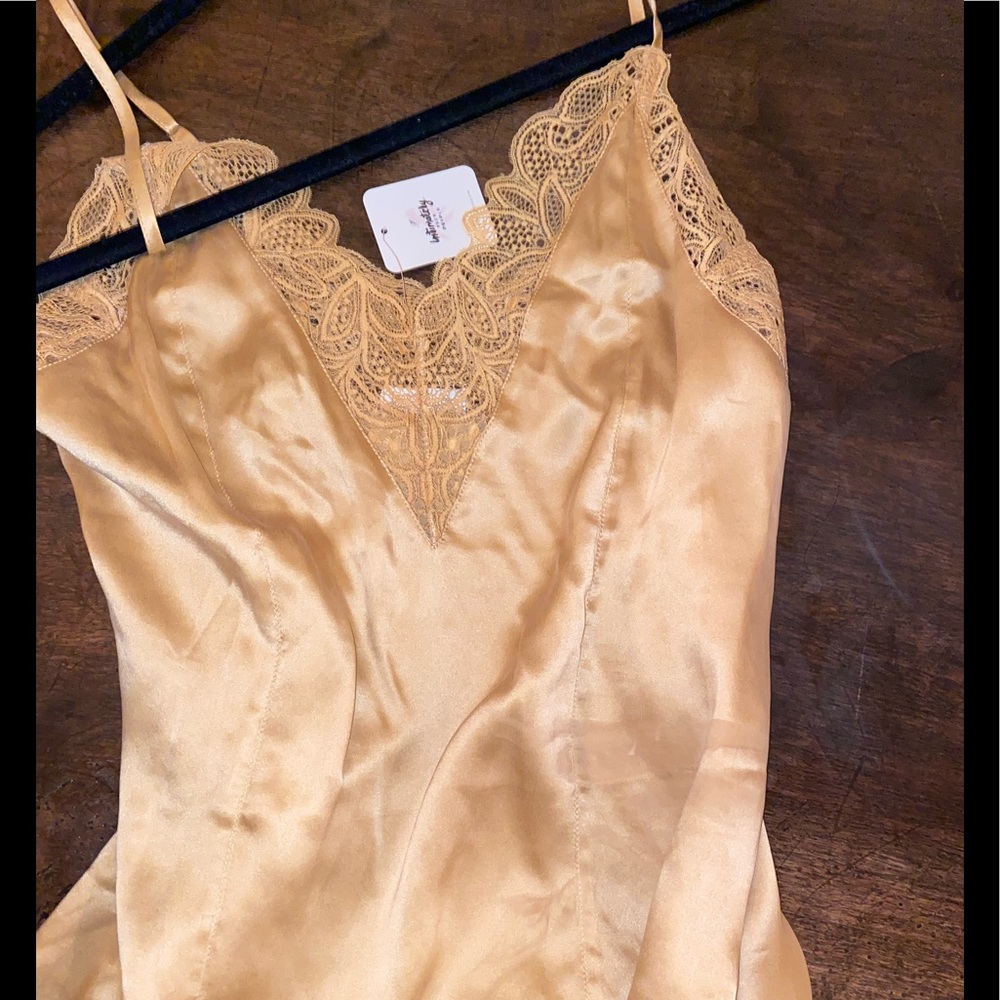 FREE PEOPLE INTIMATELY SilkyTank with Lace  NEW!